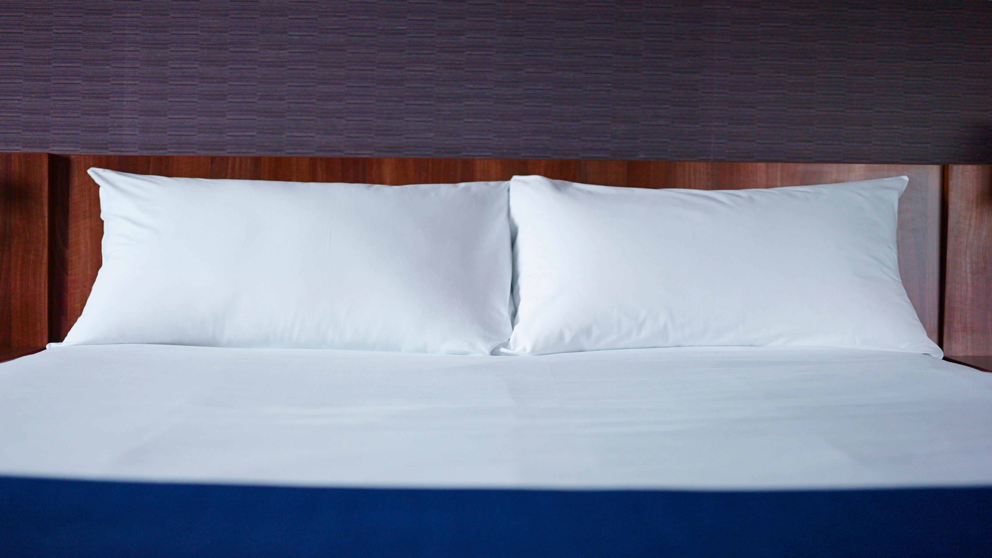 Holiday Inn Express Manchester Airport By Ihg Ringway Екстериор снимка